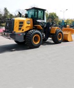 Отгрузка экскаватора F4X